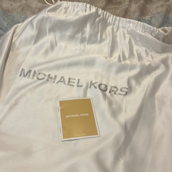 Michael Kors bag - Picture 7 of 8